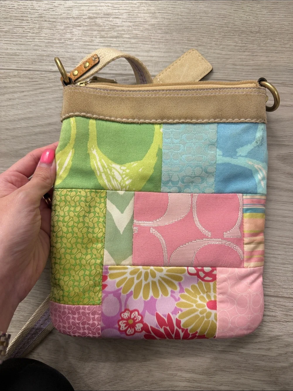 Coach Vintage Pastel Patchwork Crossbody-No. L05Q-465